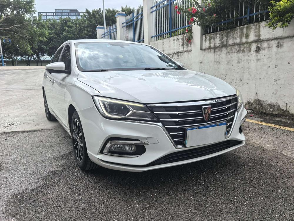 Roewe Roewe i5