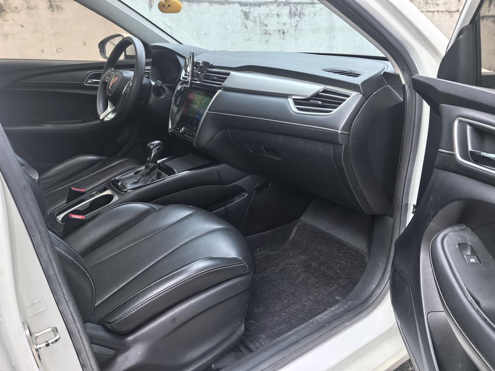 Roewe Roewe i5