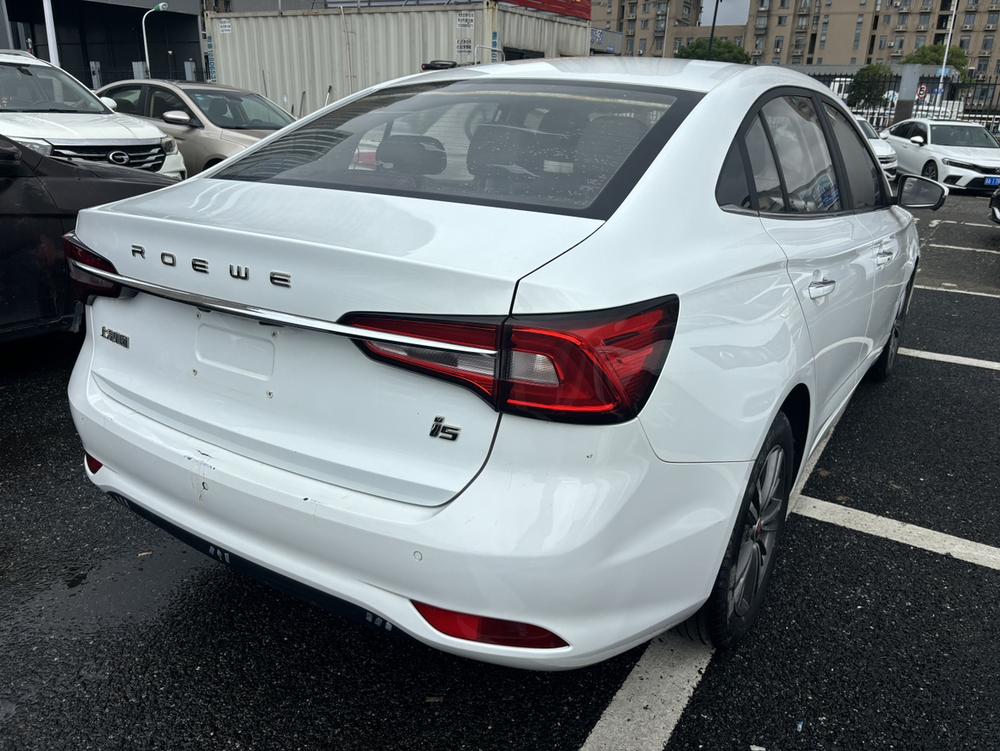 Roewe Roewe i5