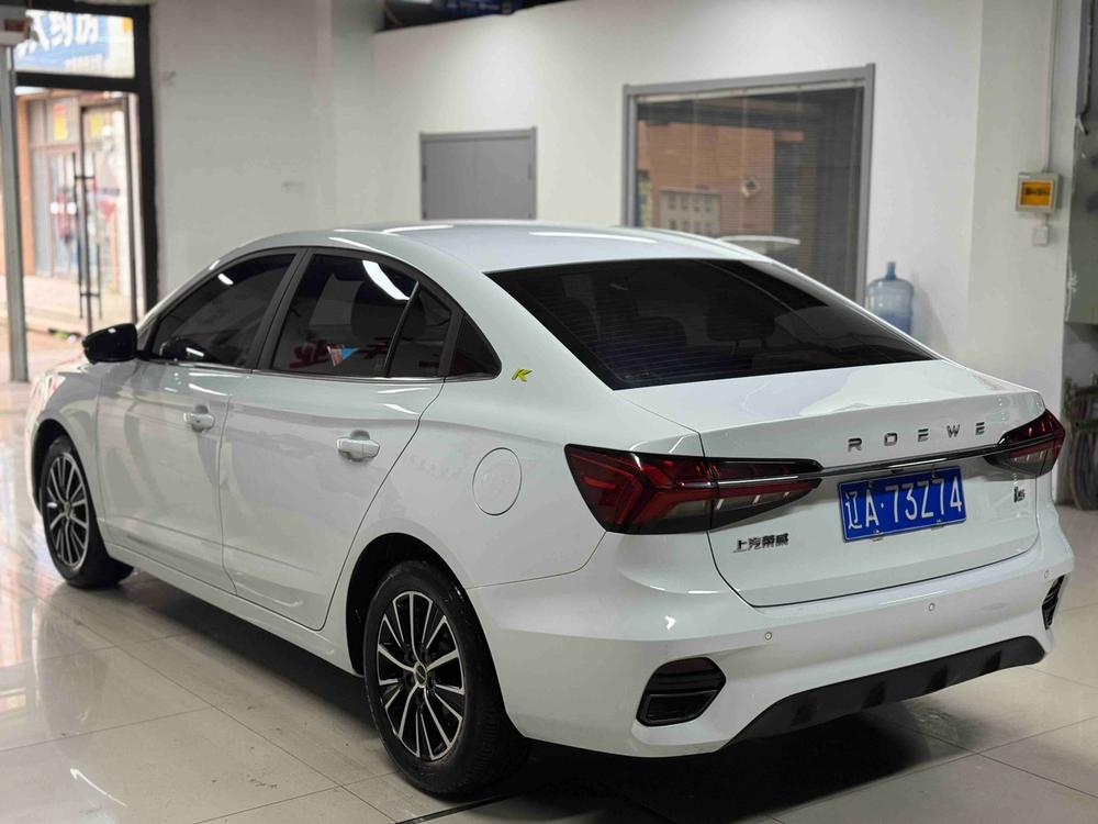 Roewe Roewe i5