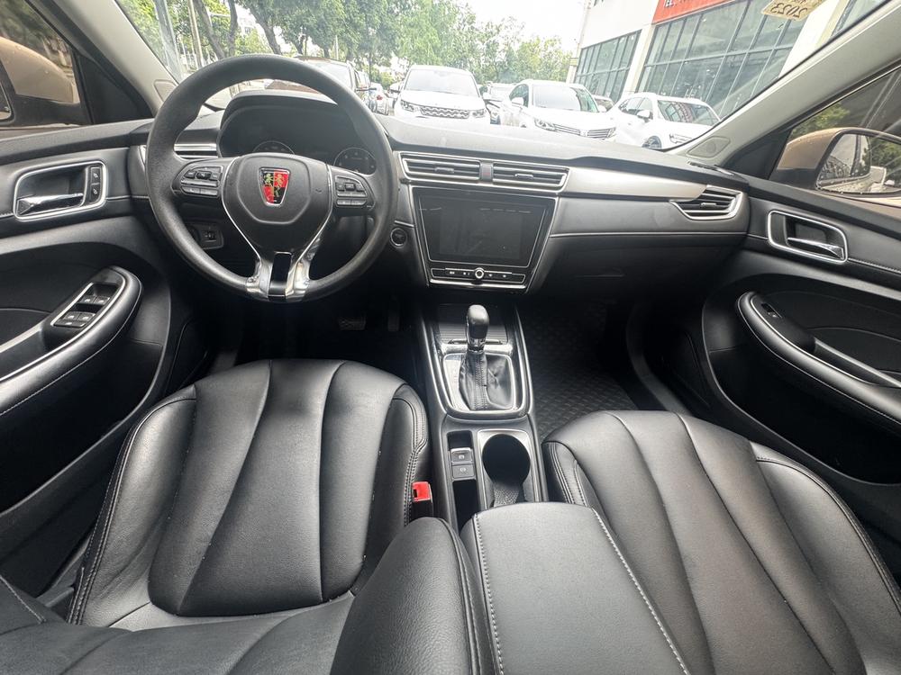 Roewe Roewe i5