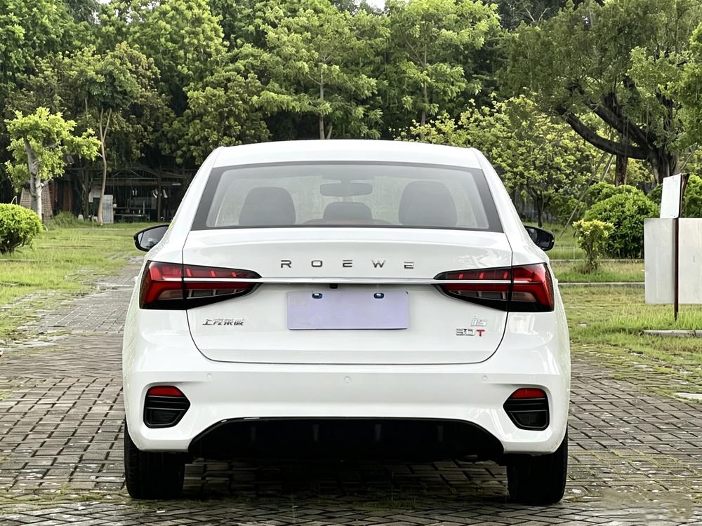 Roewe Roewe i5