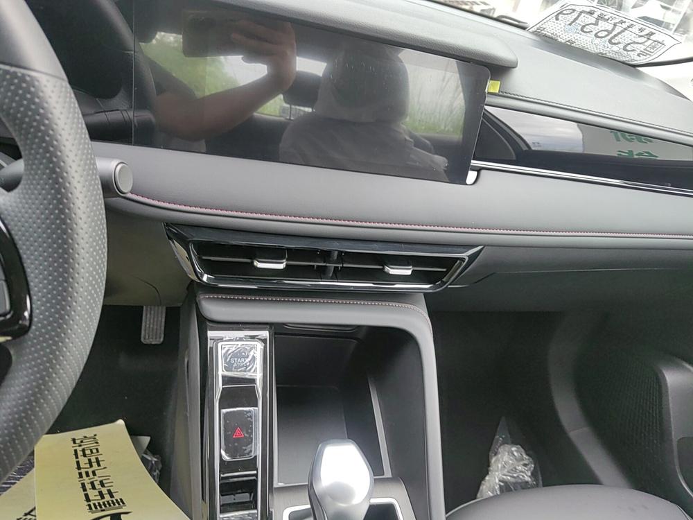 Roewe Roewe i5