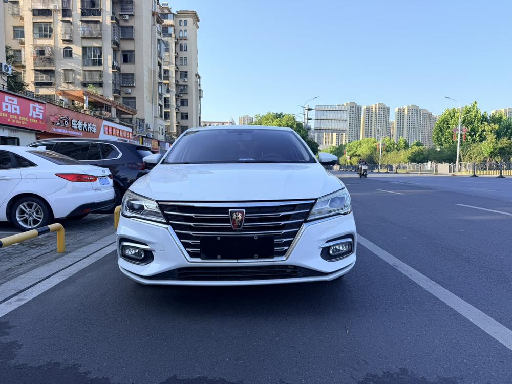 Roewe Roewe i5