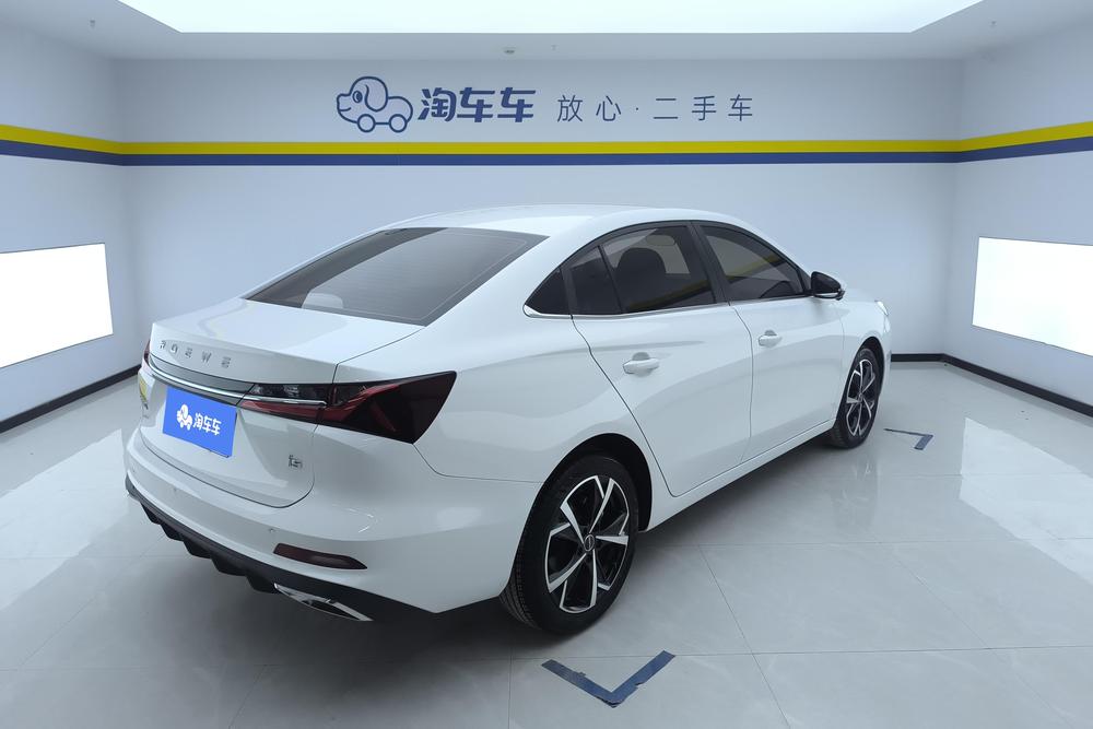Roewe Roewe i5