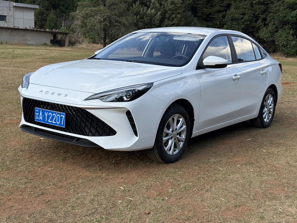 Roewe Roewe i5