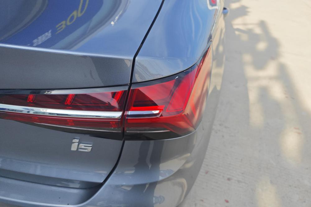 Roewe Roewe i5
