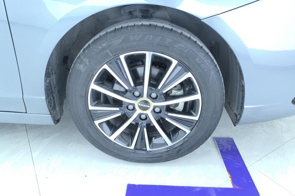 Roewe Roewe i5