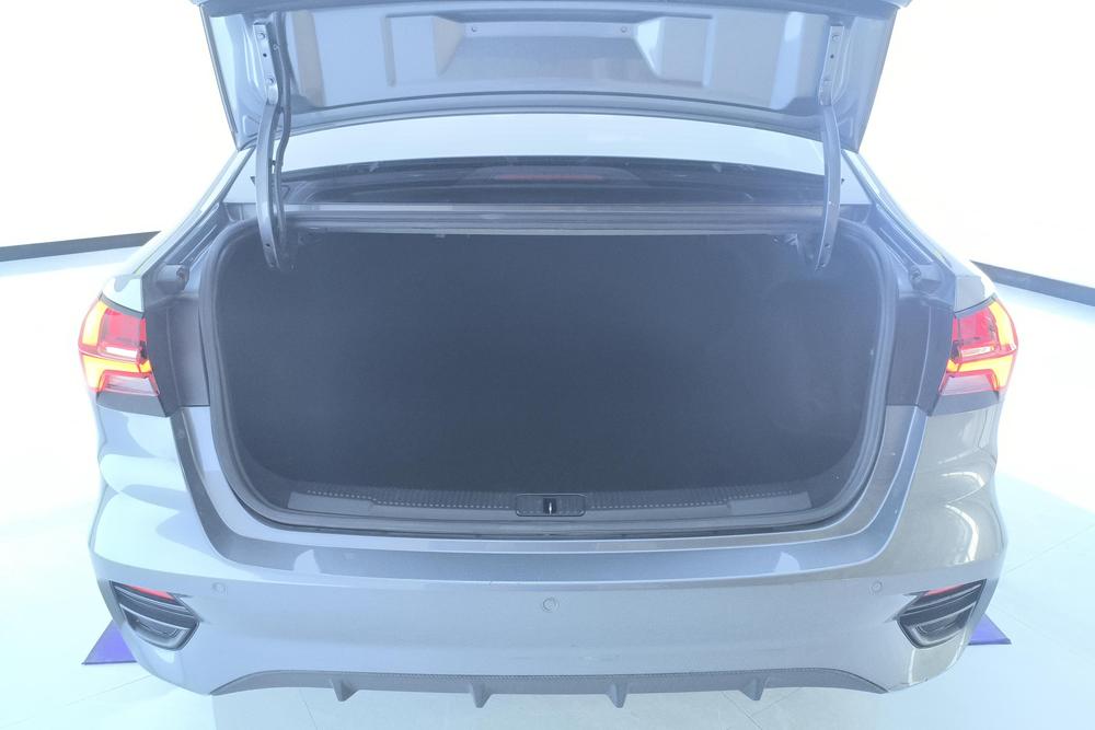 Roewe Roewe i5