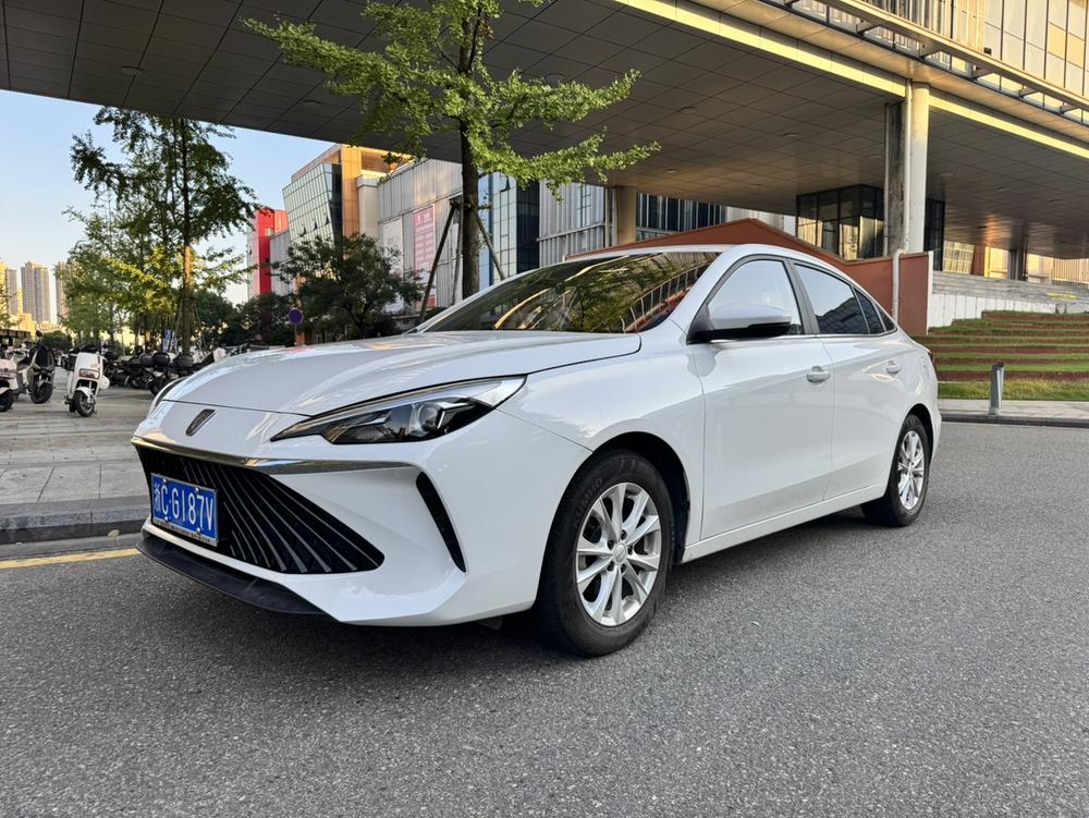 Roewe Roewe i5