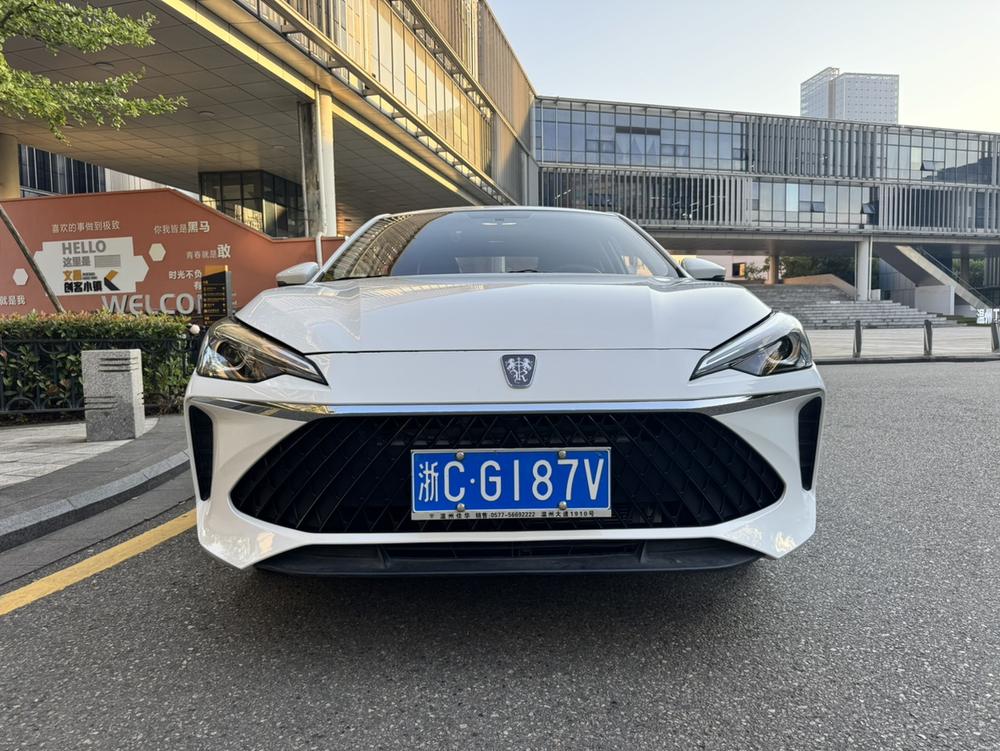Roewe Roewe i5