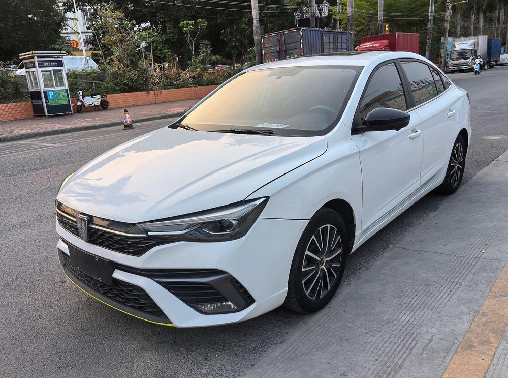 Roewe Roewe i5