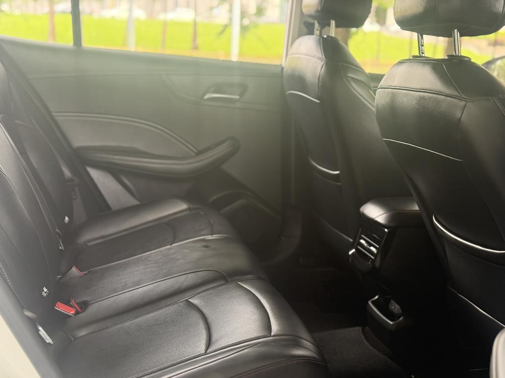 Roewe Roewe i5