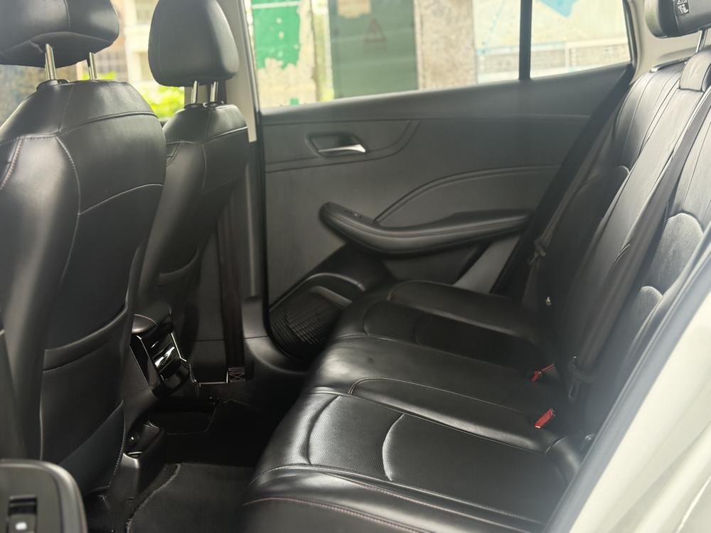 Roewe Roewe i5