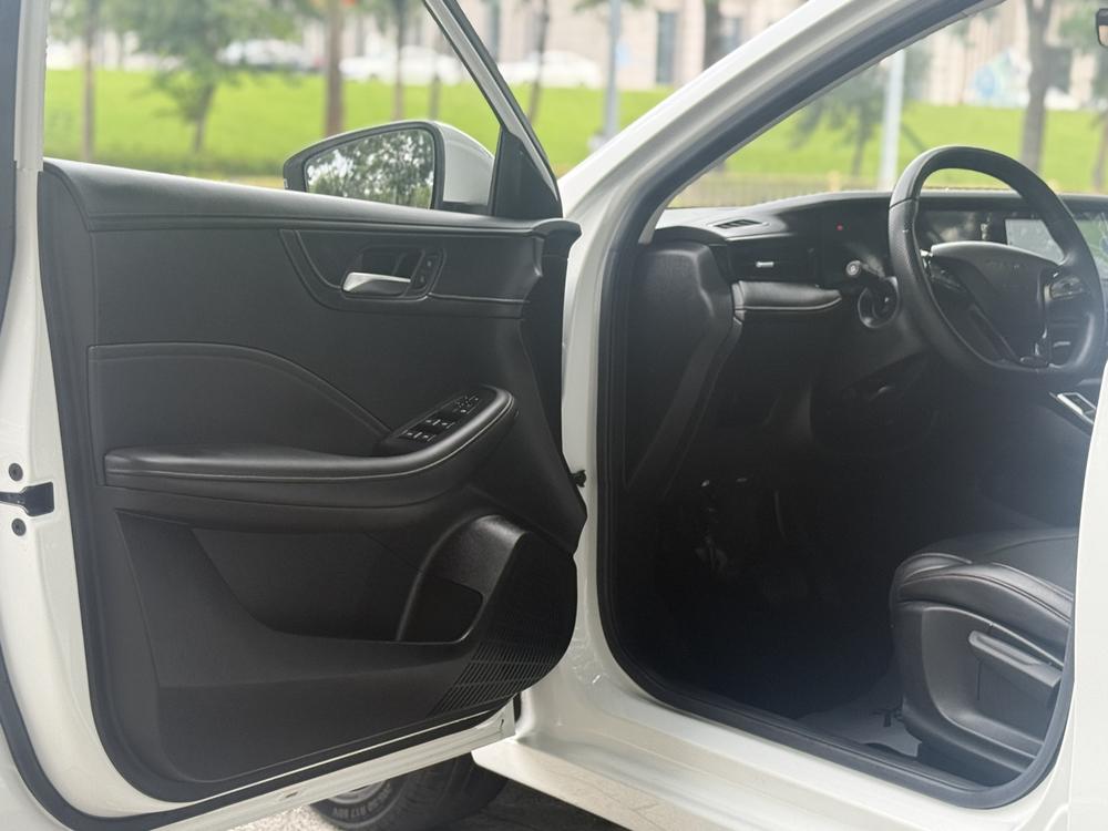 Roewe Roewe i5