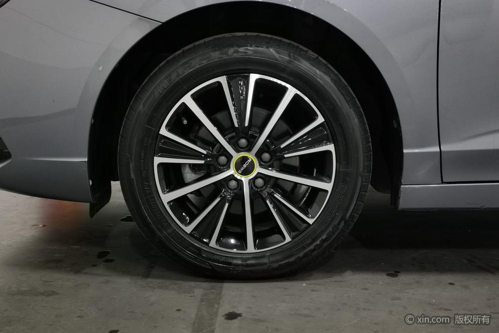Roewe Roewe i5