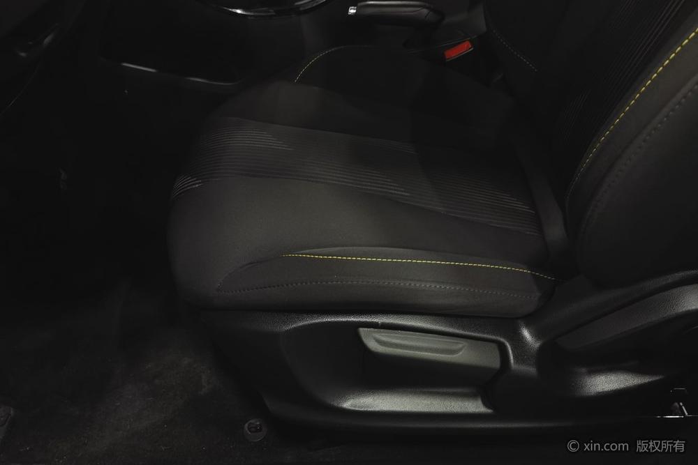 Roewe Roewe i5