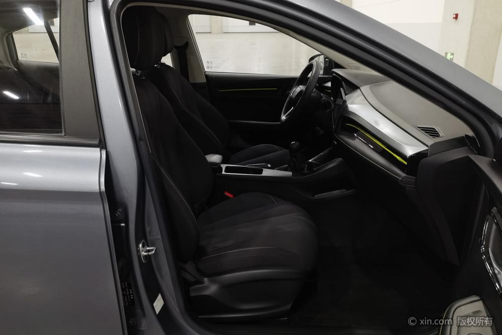 Roewe Roewe i5