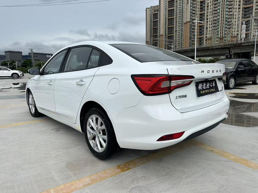 Roewe Roewe i5