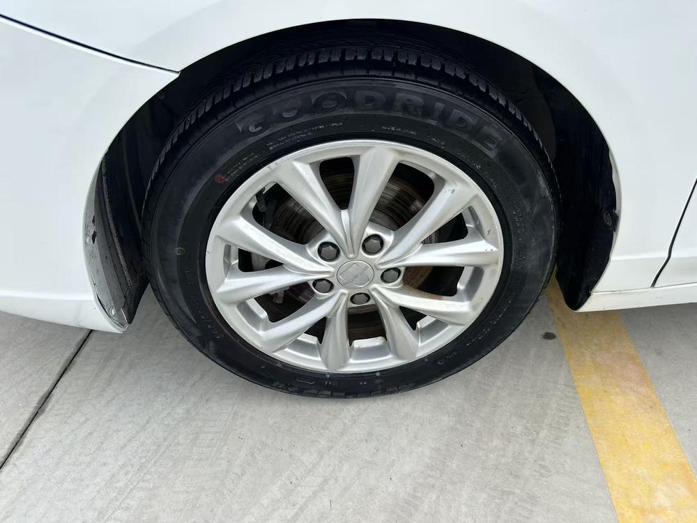 Roewe Roewe i5