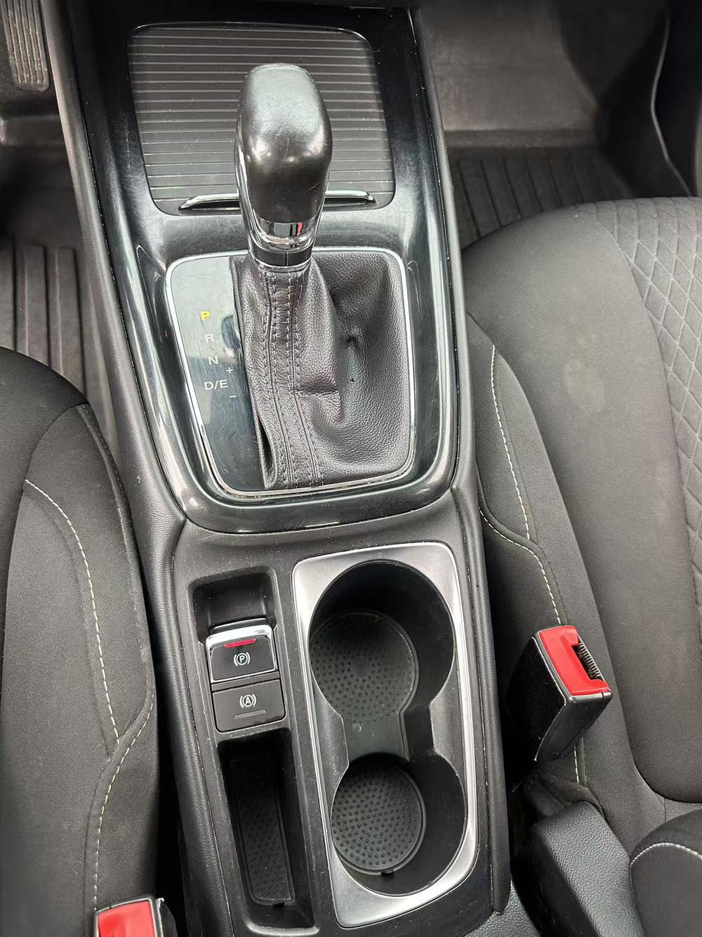 Roewe Roewe i5