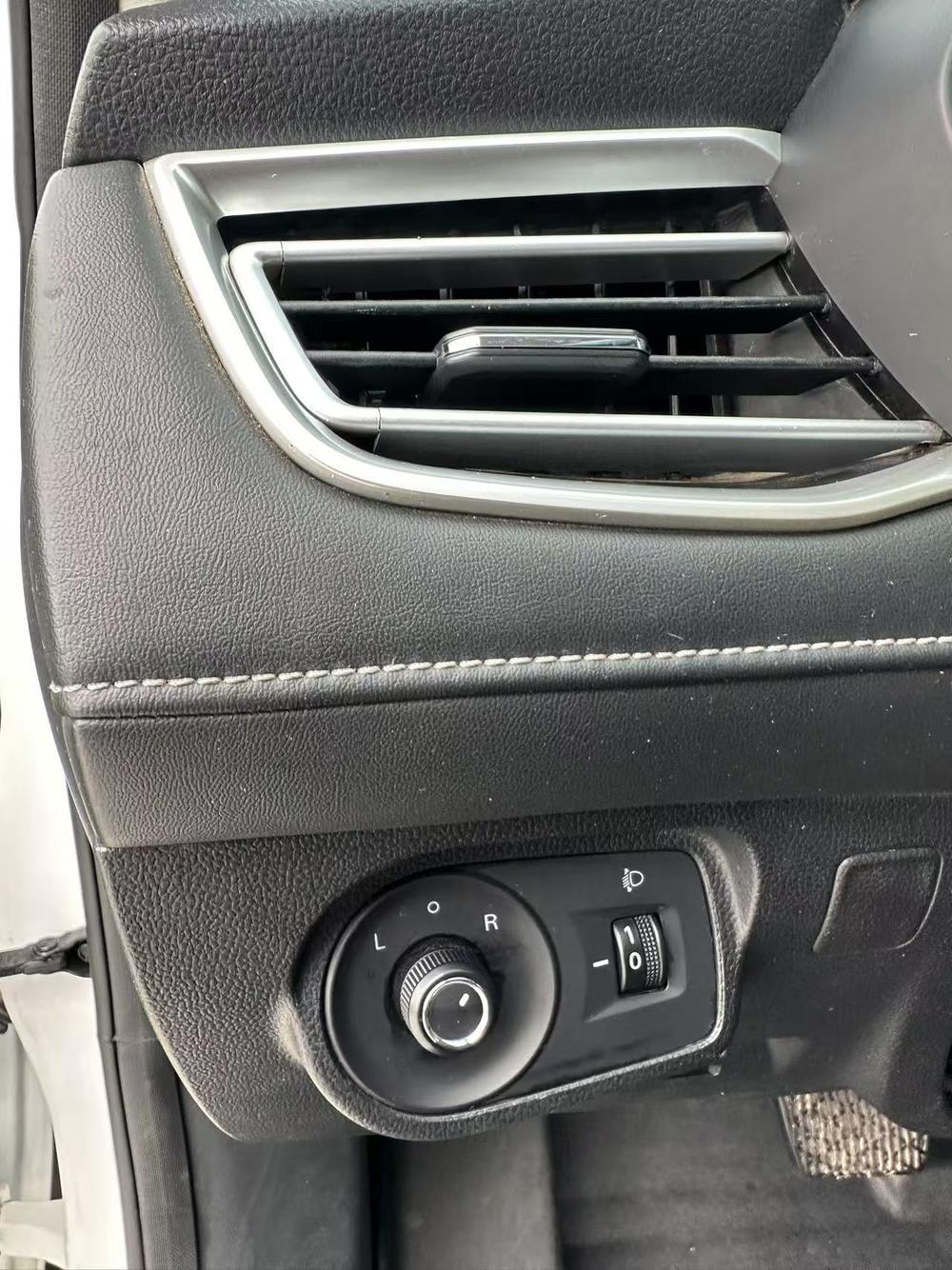 Roewe Roewe i5
