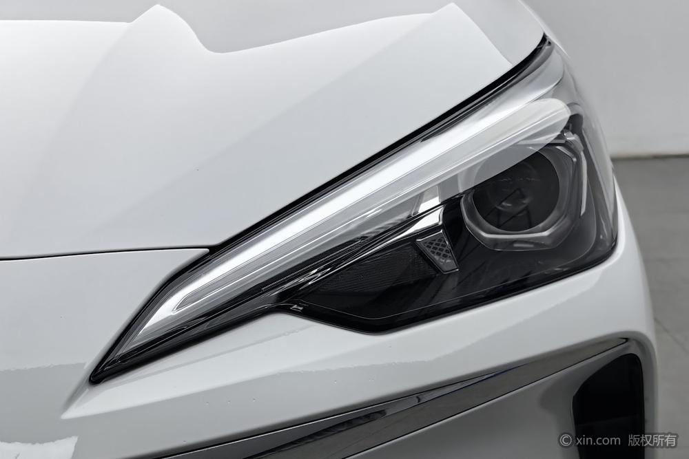 Roewe Roewe i5