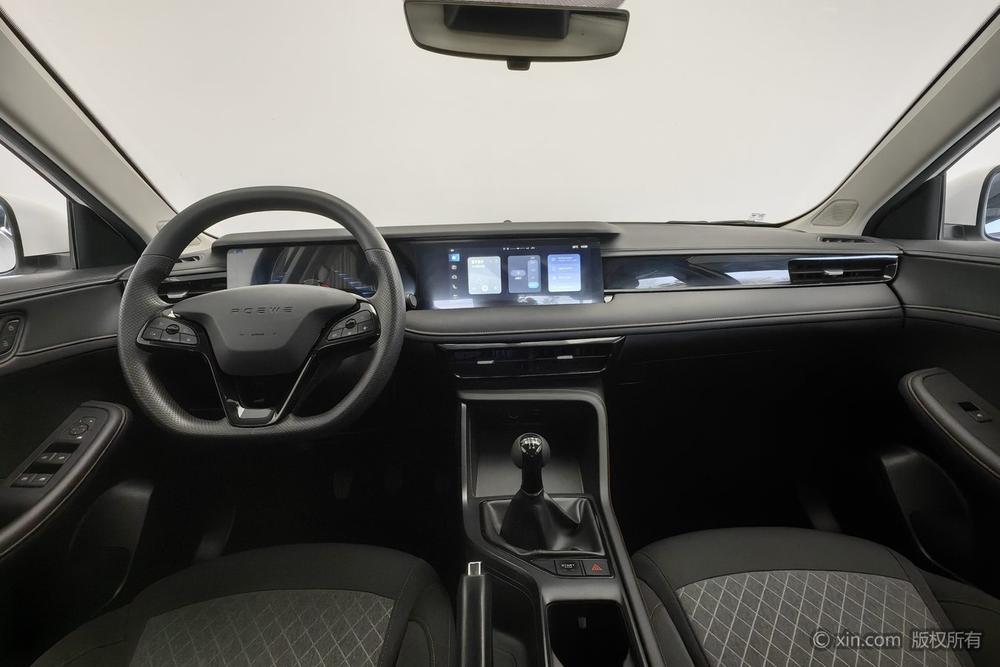 Roewe Roewe i5