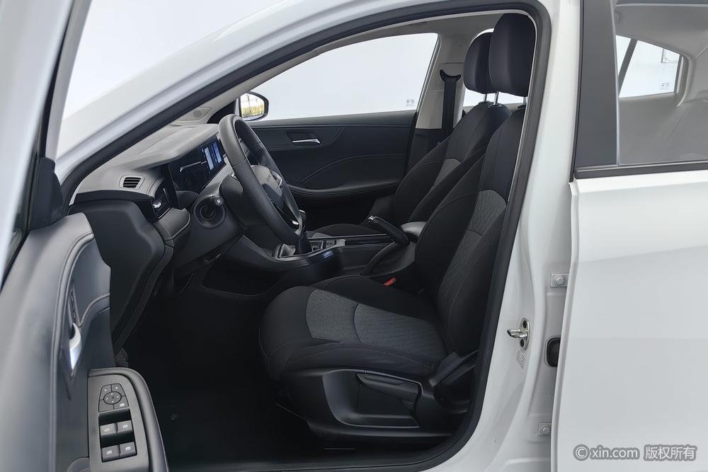 Roewe Roewe i5