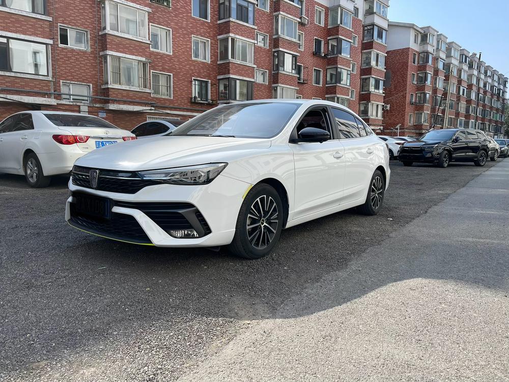 Roewe Roewe i5