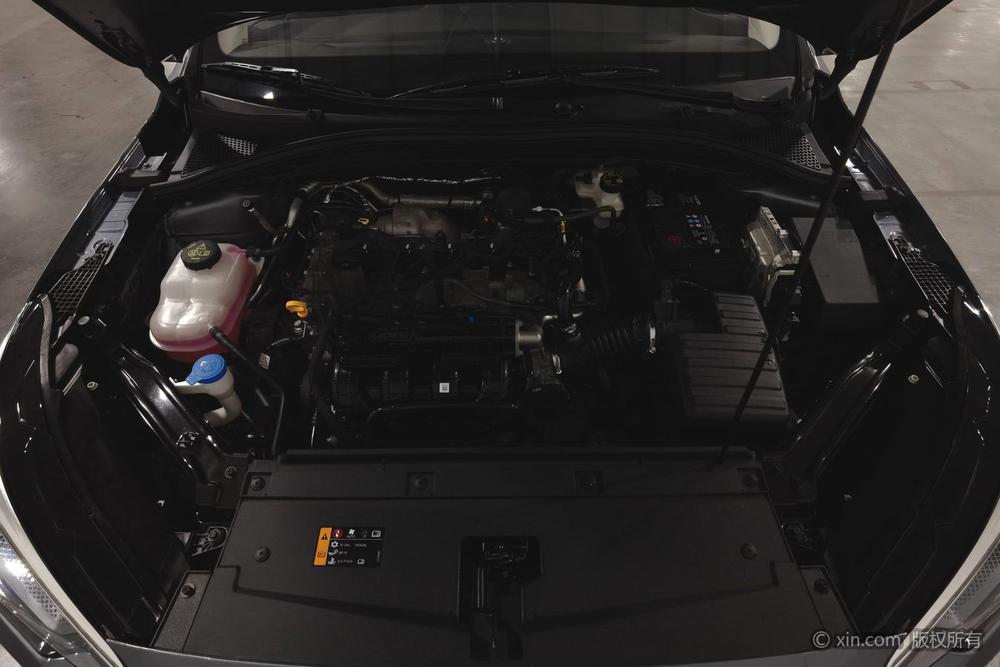 Roewe Roewe i5