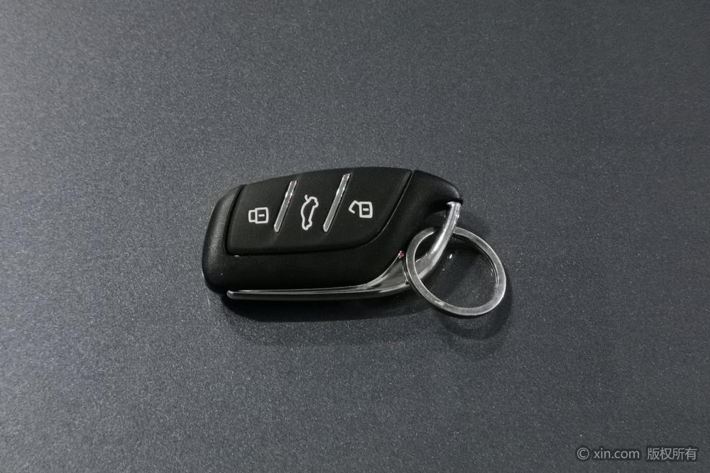 Roewe Roewe i5
