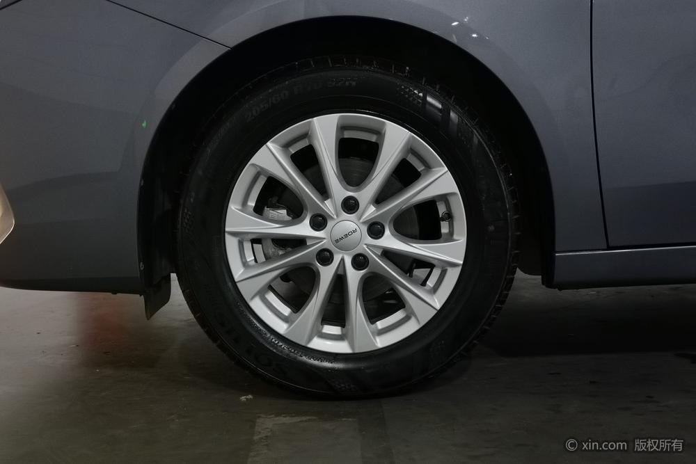 Roewe Roewe i5