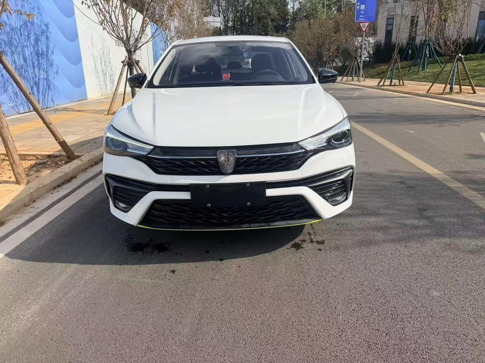 Roewe Roewe i5