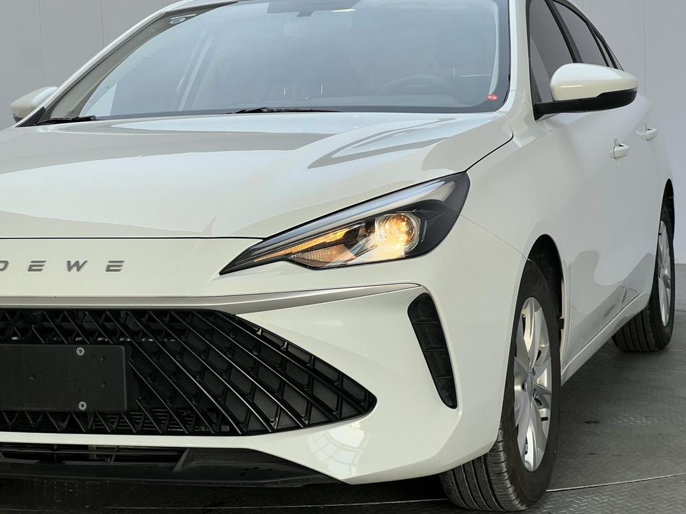 Roewe Roewe i5