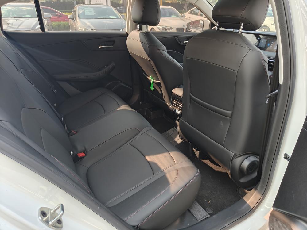 Roewe Roewe i5