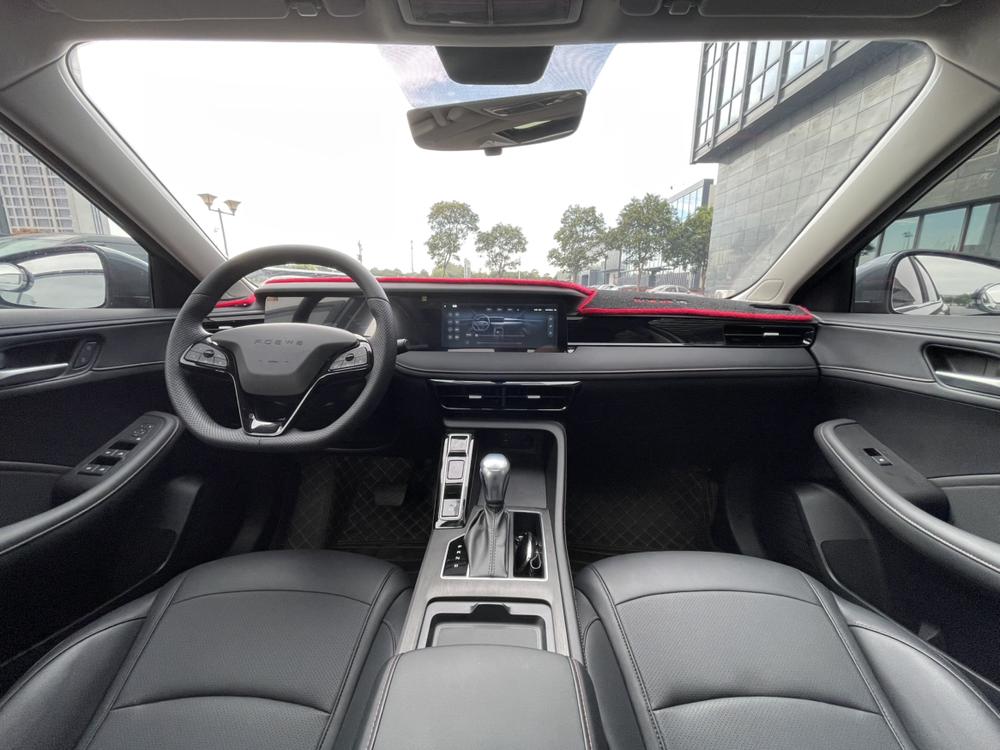 Roewe Roewe i5