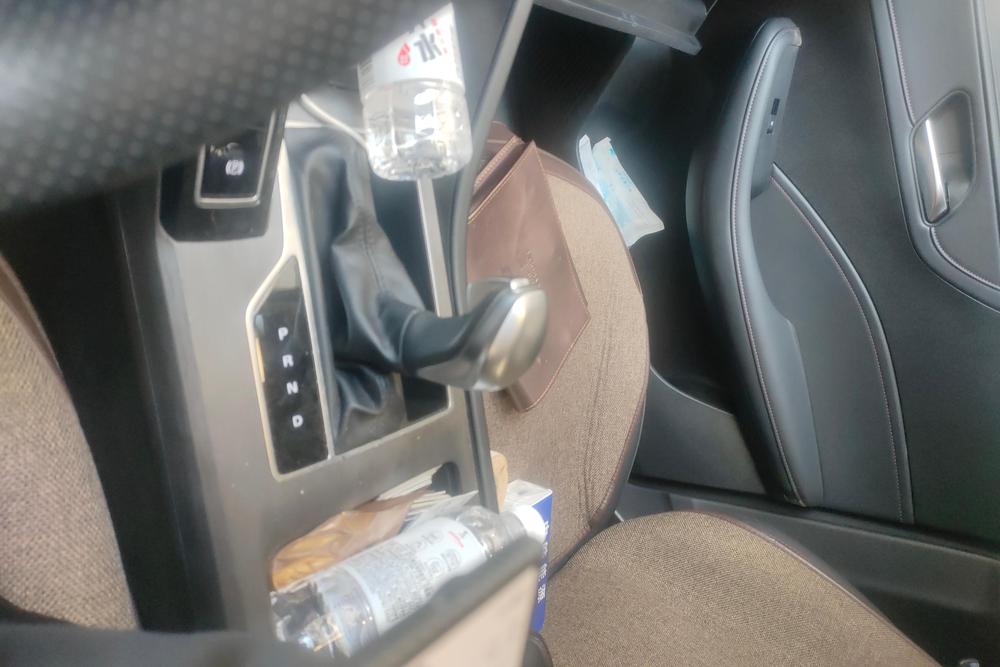 Roewe Roewe i5