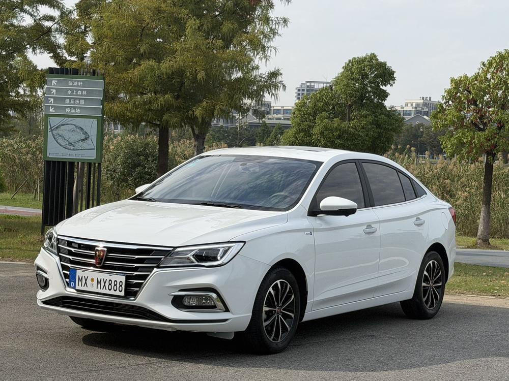 Roewe Roewe i5