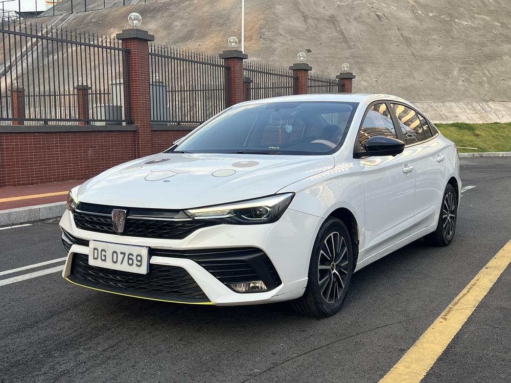 Roewe Roewe i5