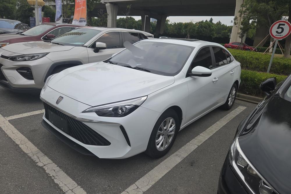 Roewe Roewe i5