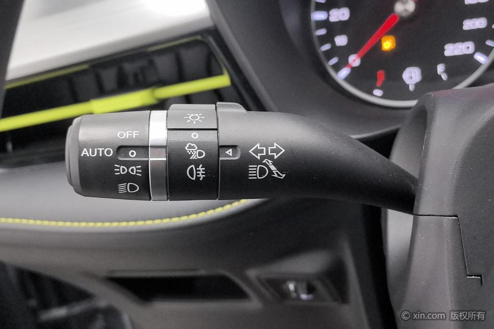 Roewe Roewe i5
