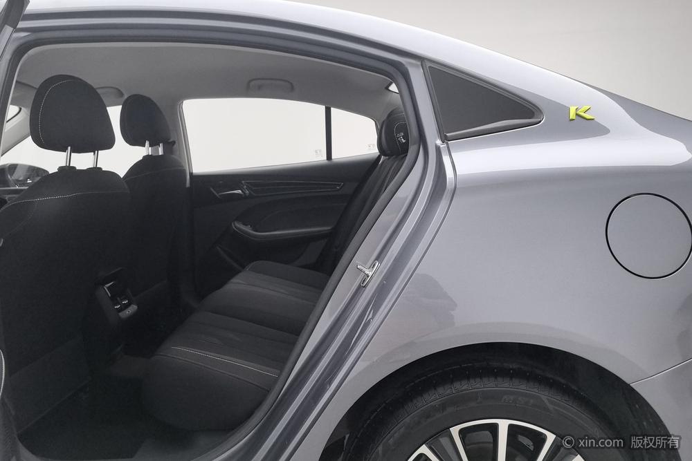 Roewe Roewe i5