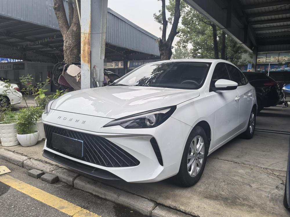 Roewe Roewe i5