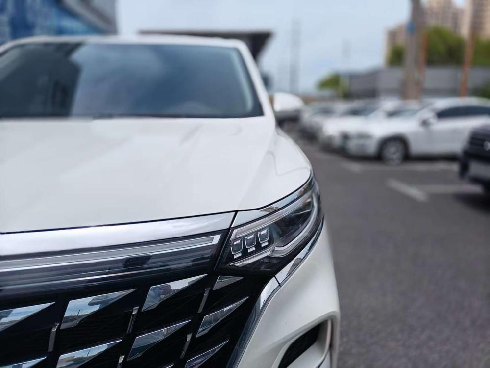 Roewe Roewe iMAX8