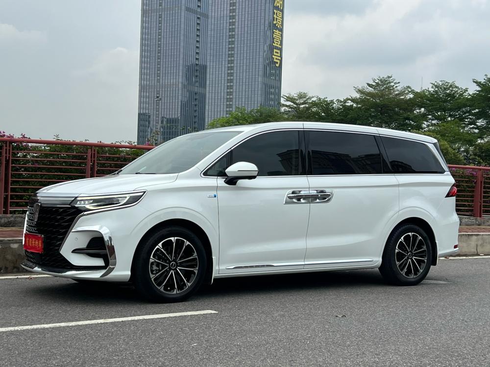 Roewe Roewe iMAX8