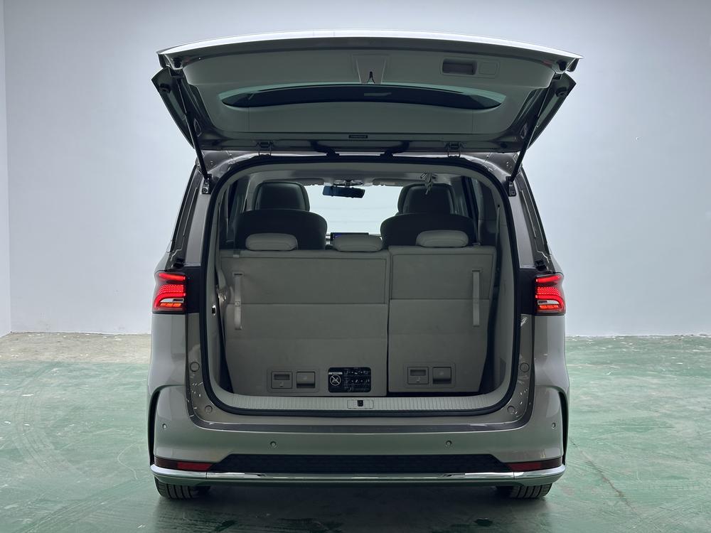 Roewe Roewe iMAX8