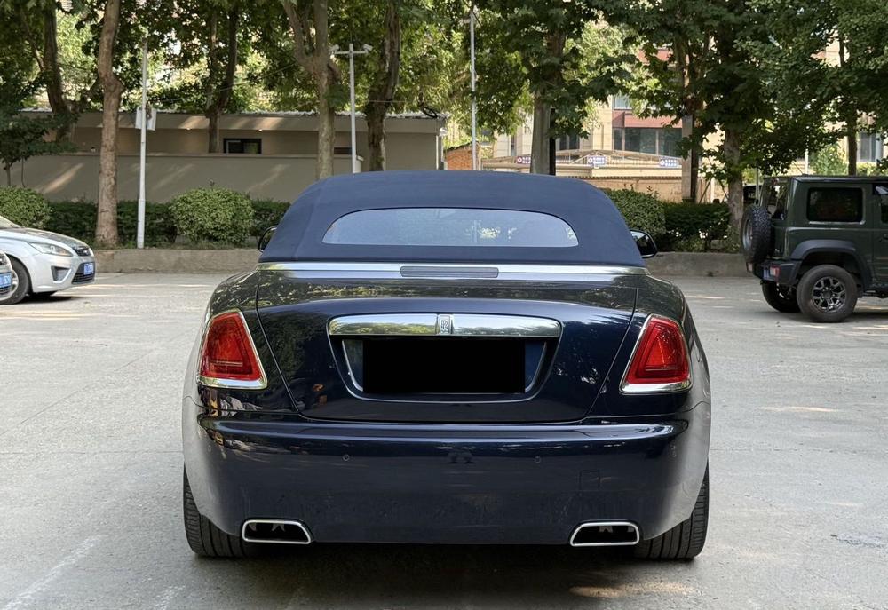 Rolls-Royce Dawn