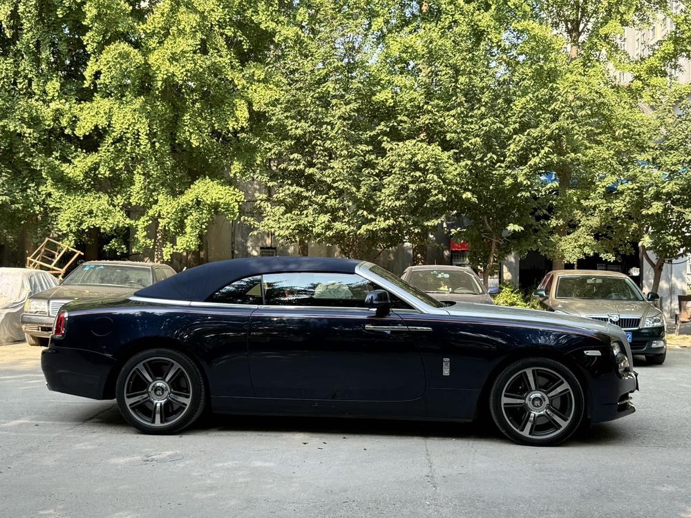 Rolls-Royce Dawn