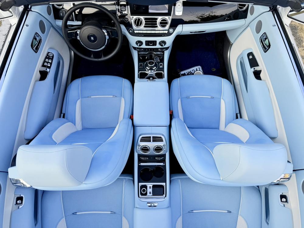 Rolls-Royce Dawn